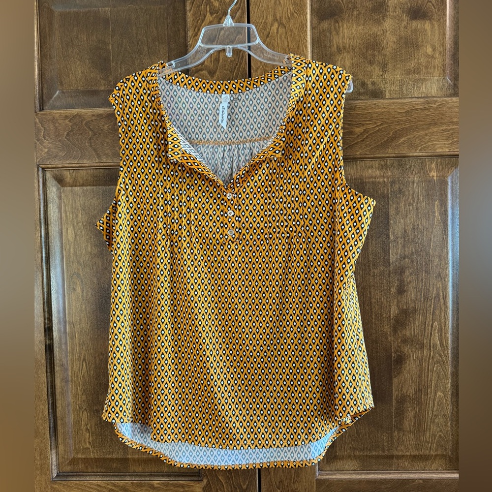 NY Collection Mustard Yellow with Navy Blue Print Sleeveless Top - Women's Large